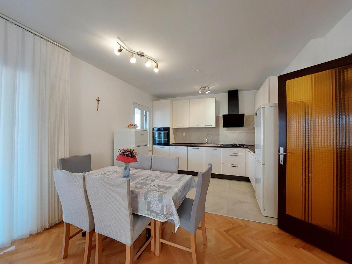 Apartment Neda Punat Esterno foto
